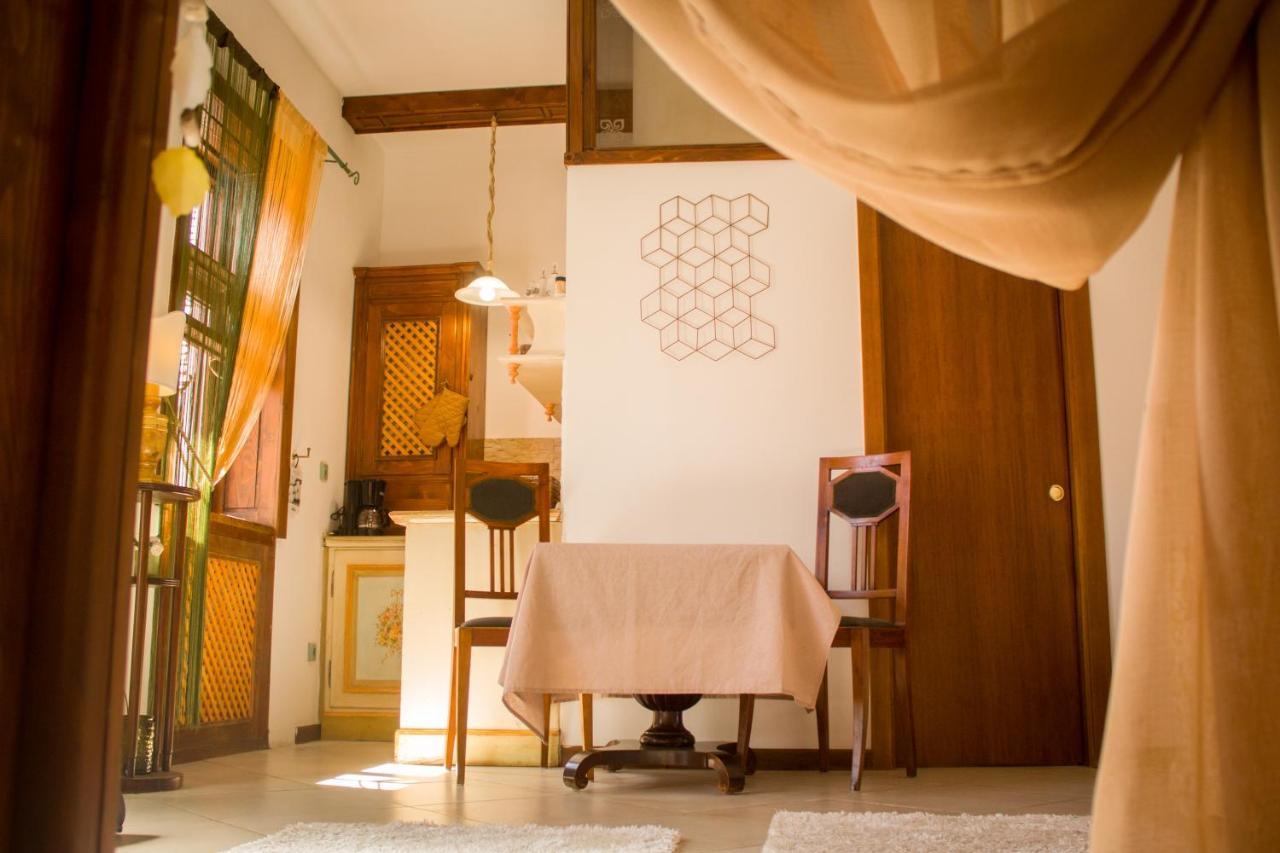 9 Stylish Suite In Unirii Square Timişoara Eksteriør billede